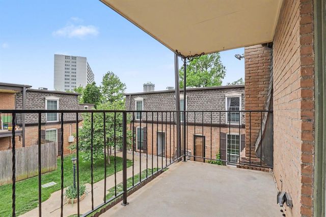 6100 N Brookline Avenue 8, Oklahoma City, OK 73112