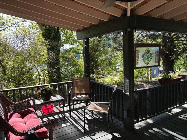 118 E Oak Street, Ellijay, GA 30540
