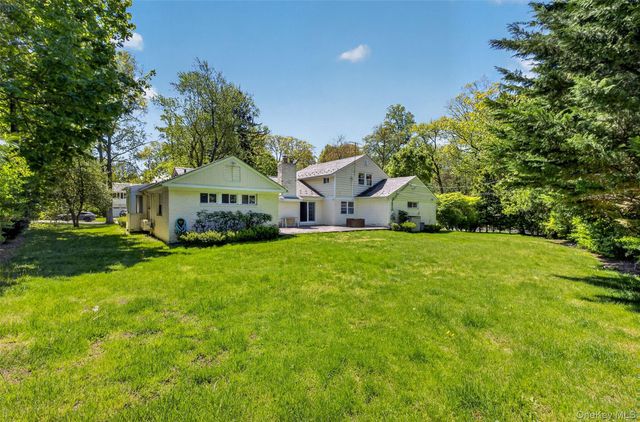 77 Merrivale Road, Great Neck, NY 11020