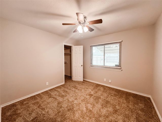 1312 Sagebrush Street, Angleton, TX 77515