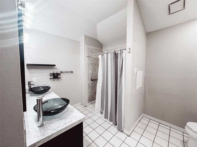 1312 Sagebrush Street, Angleton, TX 77515