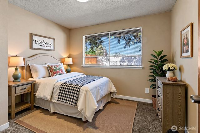 970 Johns Road E, Tacoma, WA 98445