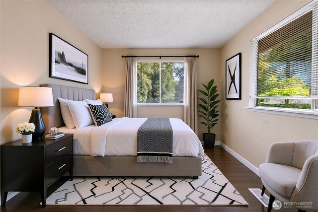 970 Johns Road E, Tacoma, WA 98445