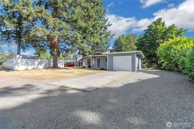 970 Johns Road E, Tacoma, WA 98445