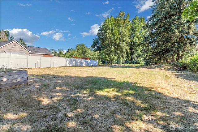 970 Johns Road E, Tacoma, WA 98445