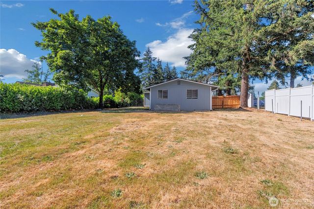 970 Johns Road E, Tacoma, WA 98445