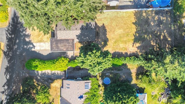 970 Johns Road E, Tacoma, WA 98445