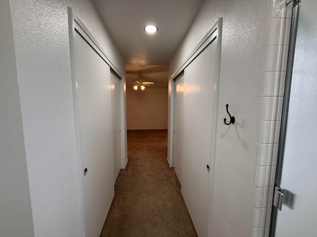 1720 E Henshaw Avenue, Tulare, CA 93274