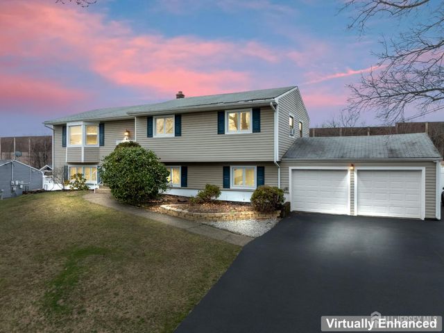 43 Wellington Road, East Brunswick, NJ 08816