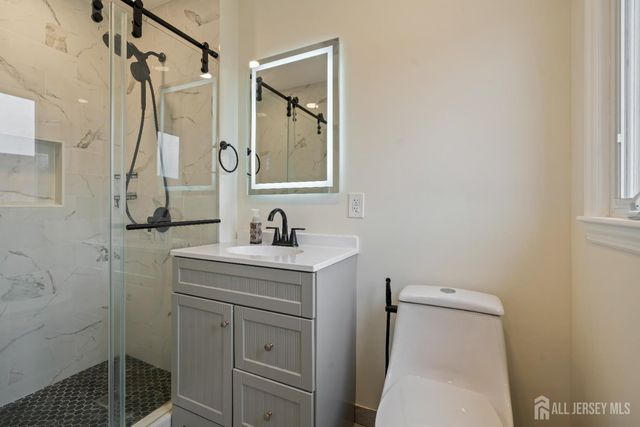 43 Wellington Road, East Brunswick, NJ 08816