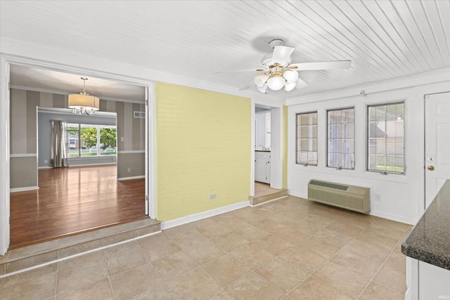 701 S boeke Road, Evansville, IN 47714