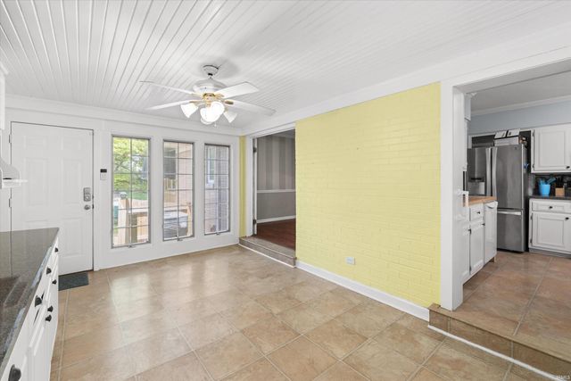 701 S boeke Road, Evansville, IN 47714