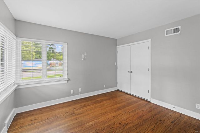 701 S boeke Road, Evansville, IN 47714