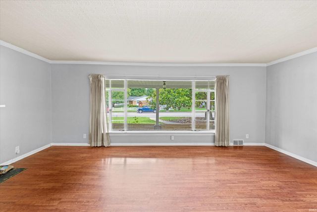 701 S boeke Road, Evansville, IN 47714