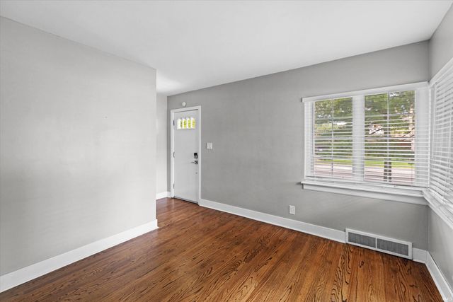 701 S boeke Road, Evansville, IN 47714
