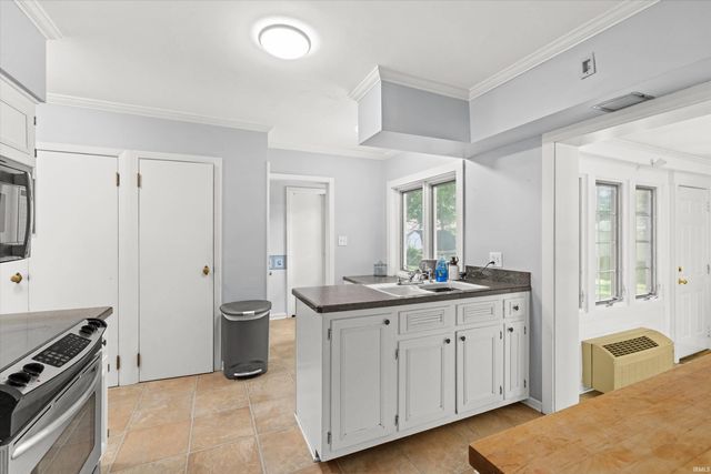 701 S boeke Road, Evansville, IN 47714