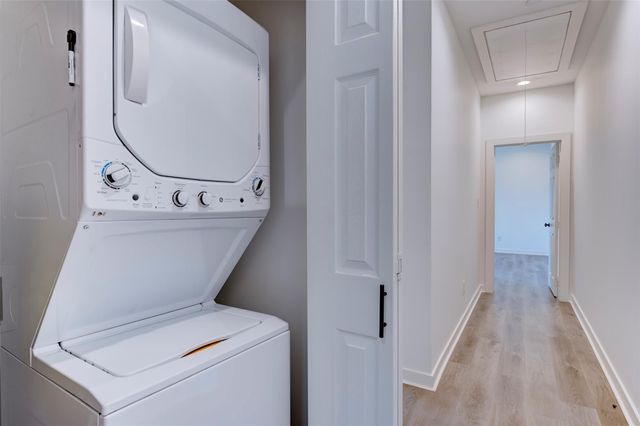 175 W 6th Street D, Kemah, TX 77565