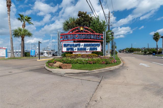 175 W 6th Street D, Kemah, TX 77565