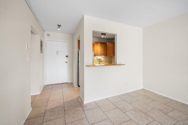 115 Dehaven Drive 105, Yonkers, NY 10703