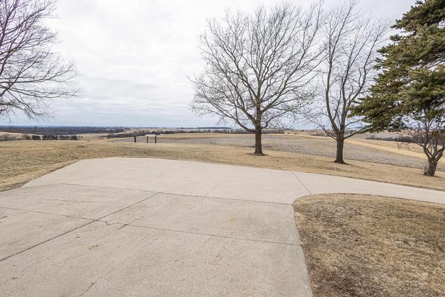 1021 Fish Lane Lane, Hazel Green, WI 53811