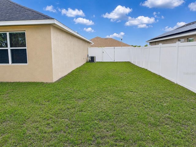 9902 SE 37TH TERRACE, Belleview, FL 34420