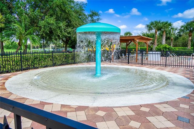 819 FAIRWAYCOVE LANE 203, Bradenton, FL 34212