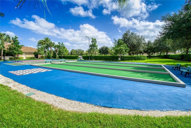 819 FAIRWAYCOVE LANE 203, Bradenton, FL 34212