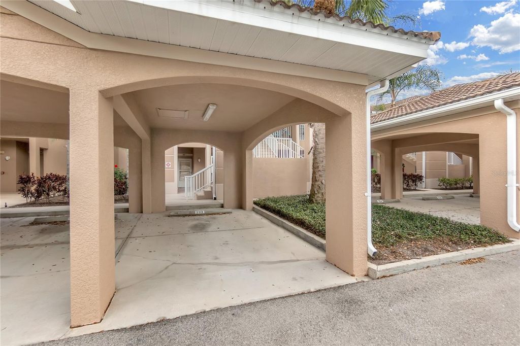 Image 53 of property listing at 819 FAIRWAYCOVE LANE 203, Bradenton, FL 34212