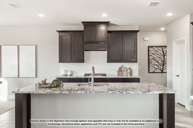 195 Memory Lane, Waxahachie, TX 75165