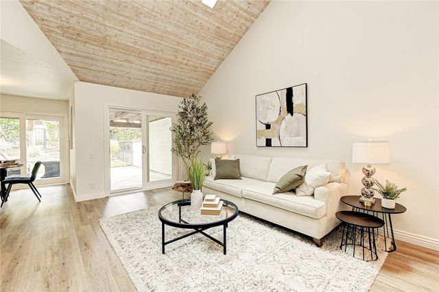 6164 E Morningview Drive, Anaheim Hills, CA 92807