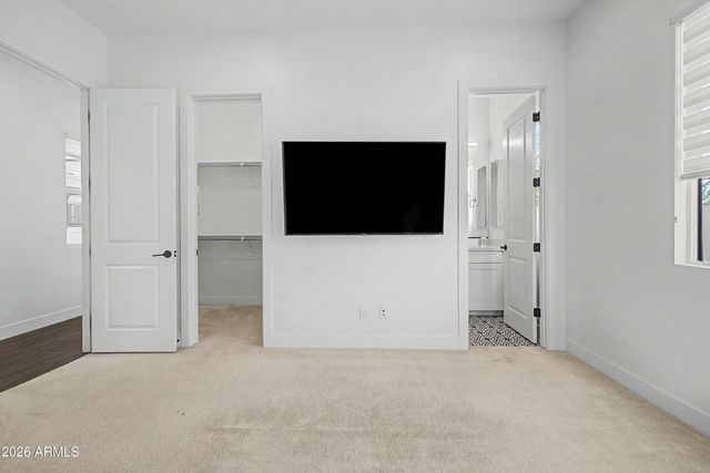 9407 S 13TH Way, Phoenix, AZ 85042