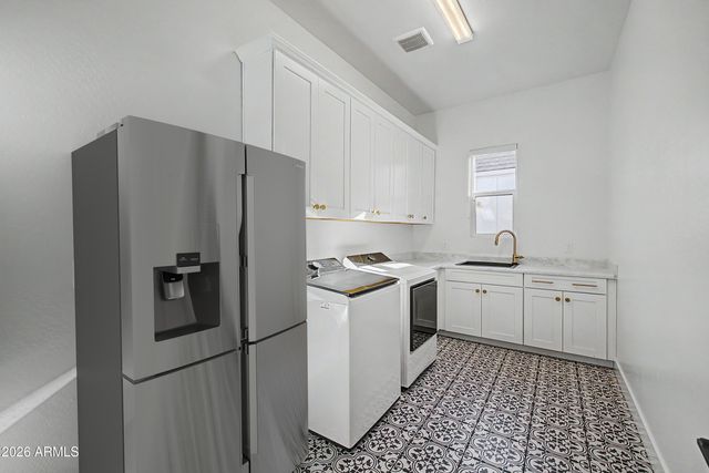 9407 S 13TH Way, Phoenix, AZ 85042
