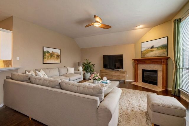 8700 Shadow Trace Drive, Fort Worth, TX 76244