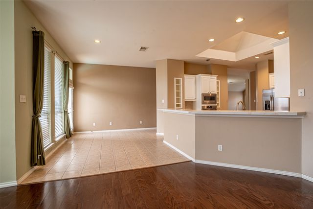 8700 Shadow Trace Drive, Fort Worth, TX 76244