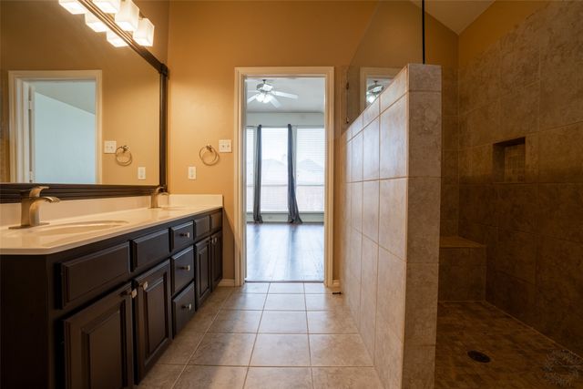 8700 Shadow Trace Drive, Fort Worth, TX 76244