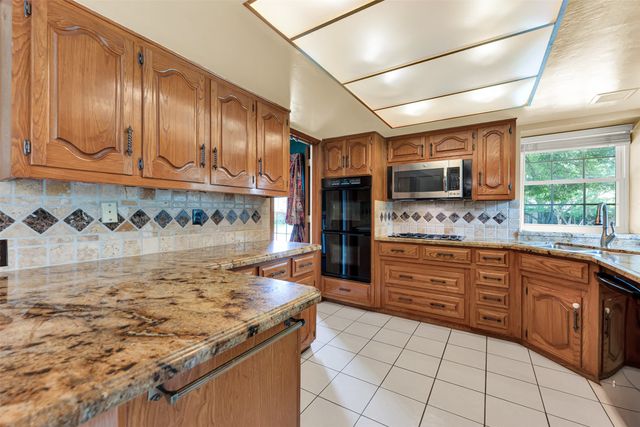 3205 Cross Timbers Lane, Garland, TX 75044