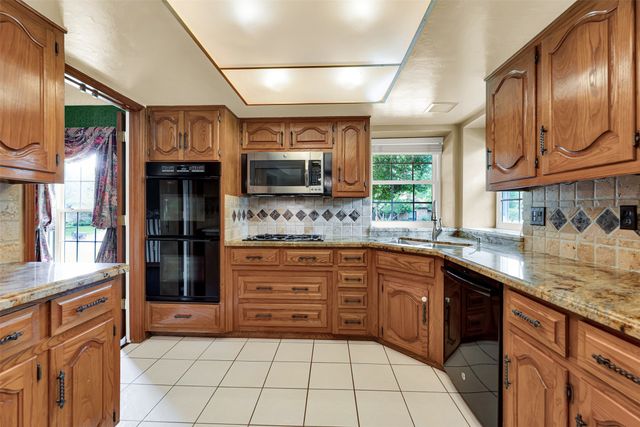 3205 Cross Timbers Lane, Garland, TX 75044