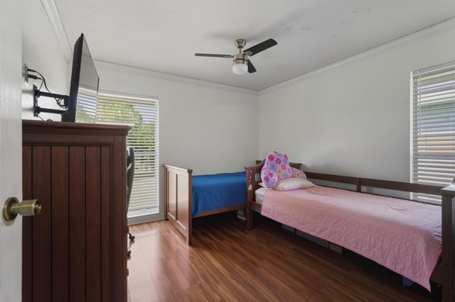 7907 NW 66th Terrace, Tamarac, FL 33321