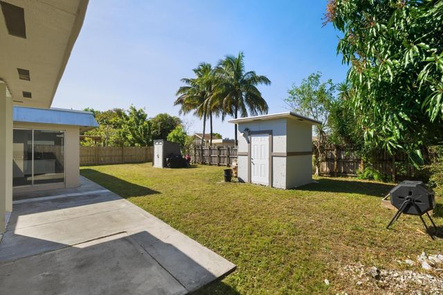 7907 NW 66th Terrace, Tamarac, FL 33321
