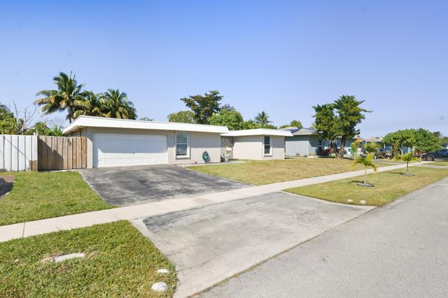 7907 NW 66th Terrace, Tamarac, FL 33321