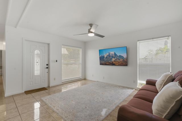 7907 NW 66th Terrace, Tamarac, FL 33321