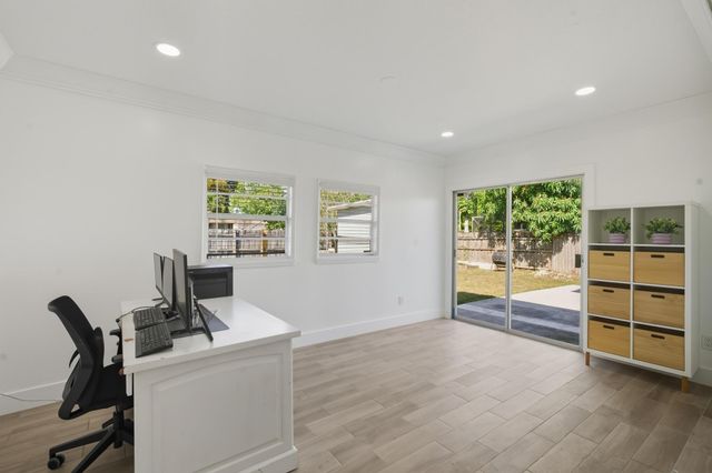 7907 NW 66th Terrace, Tamarac, FL 33321