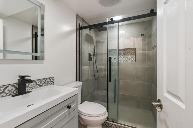 7907 NW 66th Terrace, Tamarac, FL 33321