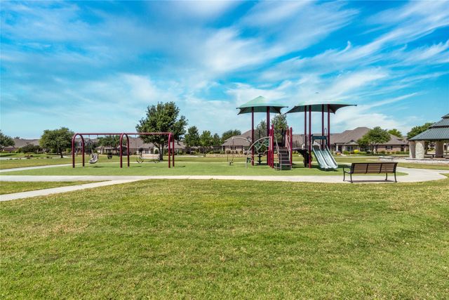 5715 Hummingbird Lane, Fairview, TX 75069