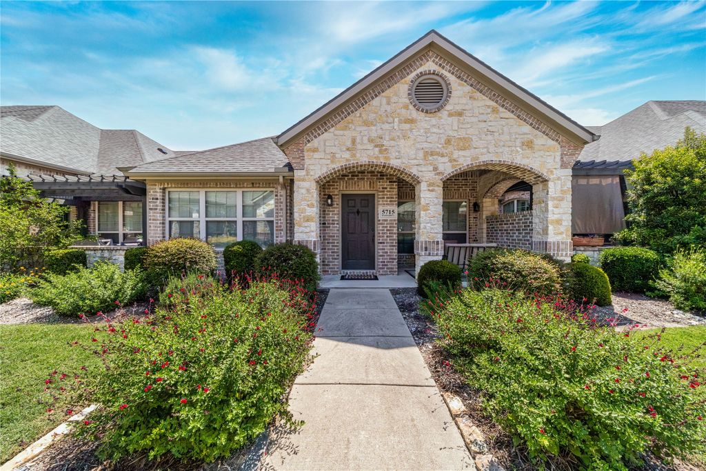 5715 Hummingbird Lane, Fairview, TX 75069