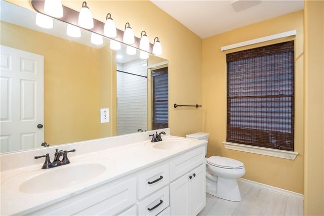 1818 Rodd Field Road D2, Corpus Christi, TX 78412