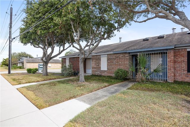 1818 Rodd Field Road D2, Corpus Christi, TX 78412
