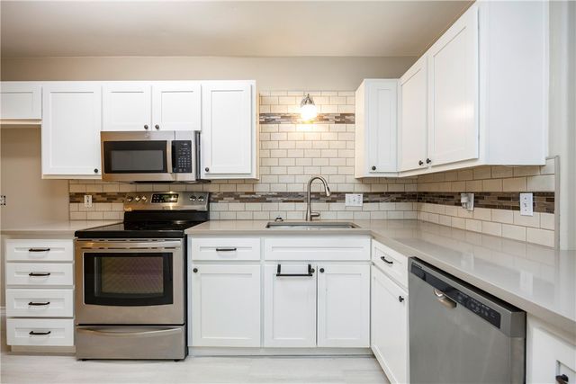 1818 Rodd Field Road D2, Corpus Christi, TX 78412