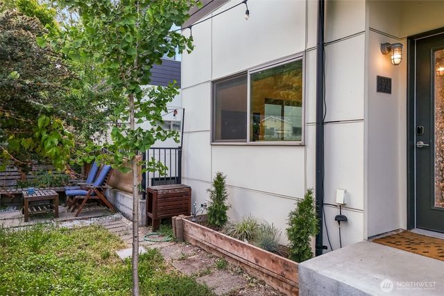 4204 S Trenton Street, Seattle, WA 98118