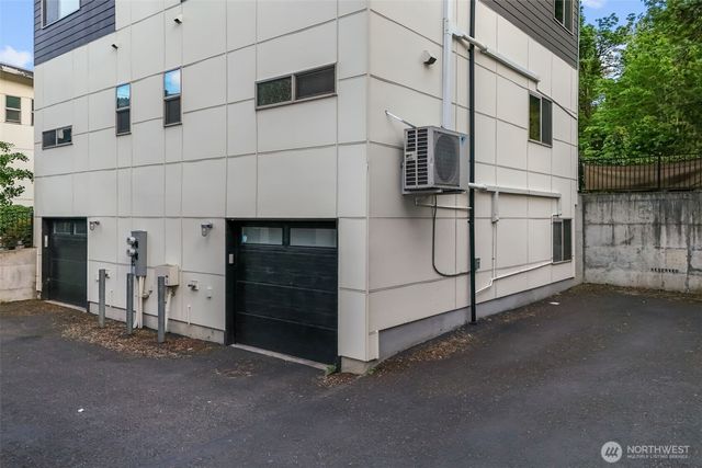 4204 S Trenton Street, Seattle, WA 98118